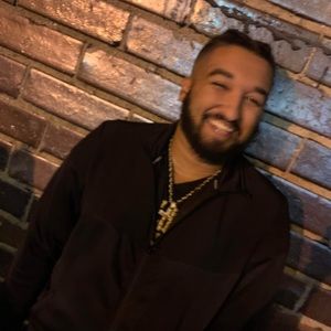 Meet your Posher, Cameron